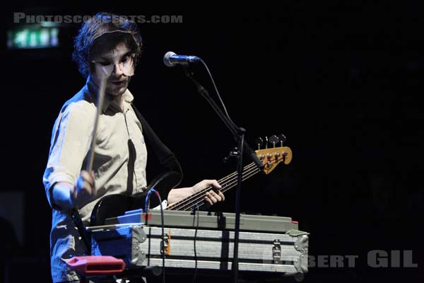 WAVE MACHINES - 2009-11-04 - PARIS - Olympia - 